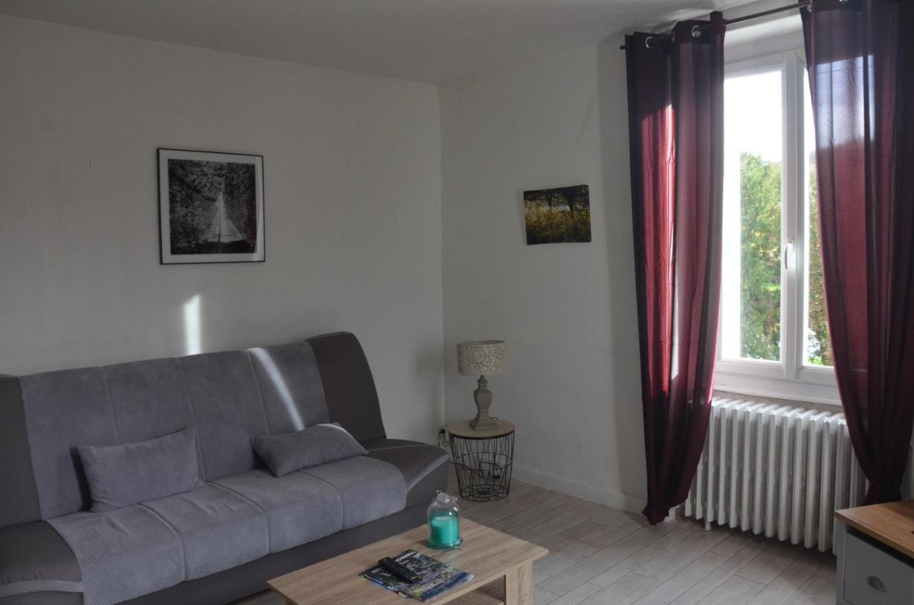 Au Bord De L'Eau Appartement 50 M2 Chambon-sur-Voueize Exterior photo